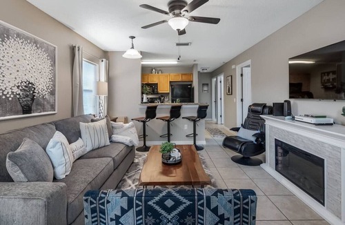 Clermont Apartment | Downtown Clermont Champions Retreat 599