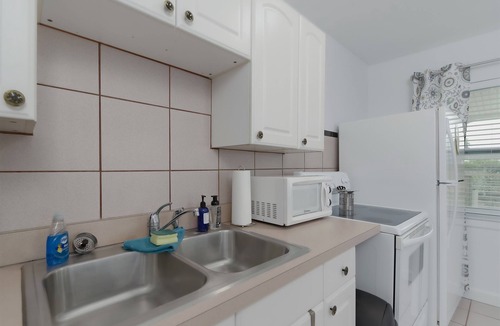 Downtown Dunedin Cottage | Downtown Dunedin Cottage Near Beaches + Breweries