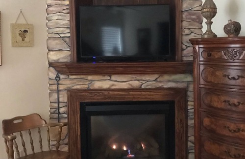 Helen Villa | Downtown Helen VIlla, Accessible, Hot Tub, Elevator, Fireplaces,