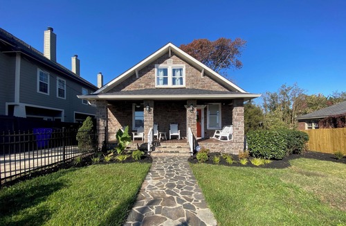 Greenville Downtown House | Downtown House steps to Falls Park, Baseball Stadium, Restaurants & Shopping