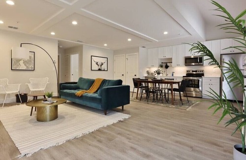 Downtown Jacksonville House | Downtown Jax Retreat- Sleeps 25