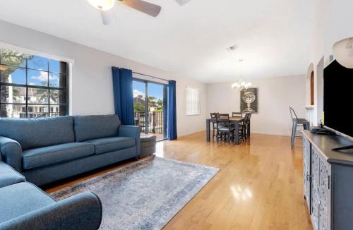 Hendricks and Venice Isles House | DOWNTOWN LAS OLAS WATERFRONT HOME UPDATED UNIT