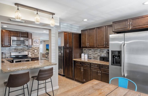 Croissant Park House | Downtown Lauderdale Oasis