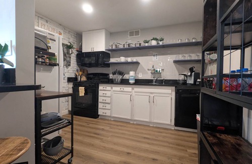 Downtown Atlanta Apartment | Downtown/Midtown "Family ATL CityScape"