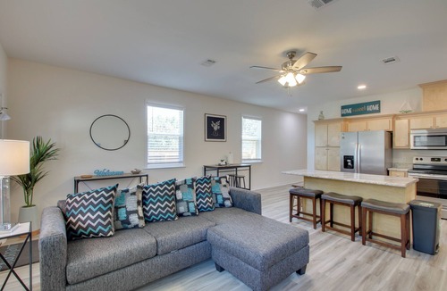 South Pensacola House | Downtown Pensacola Vacation Rental w/Yard!