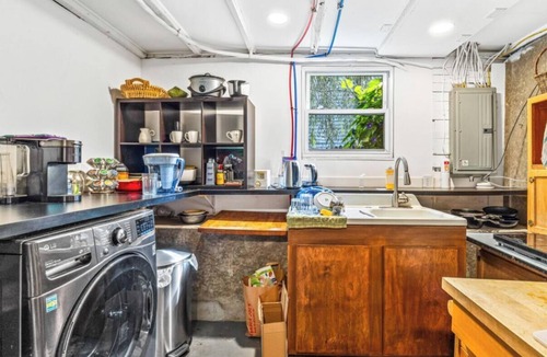 South French Broad Cottage | Downtown Studio Apartment in Dragonfly Cottage