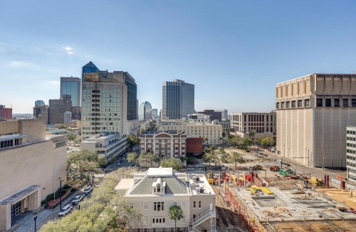 Downtown Jacksonville Apartment | Downtown Studio with City Views in Jacksonville!