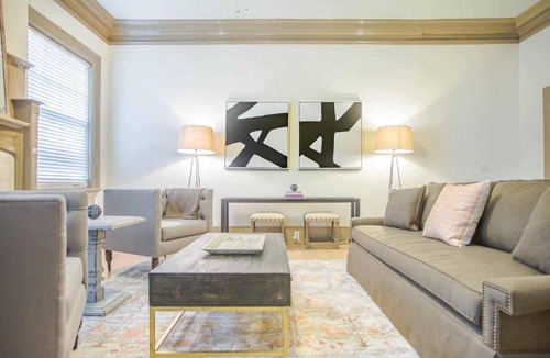 Thomas Square Apartment | Drayton Place One Bedroom by Lucky Savannah