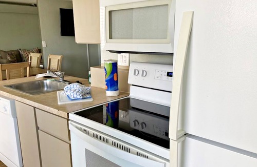 Daytona Beach Condo | Dream Beach Escape at Daytona Beach, FLn