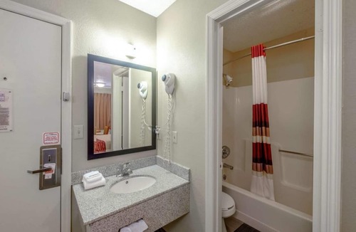 Lookout Valley Neighborhood Association House | Dream Family Vacation! 2 Spacious Units, Pool, Near AT&T Field, Pets Allowed!