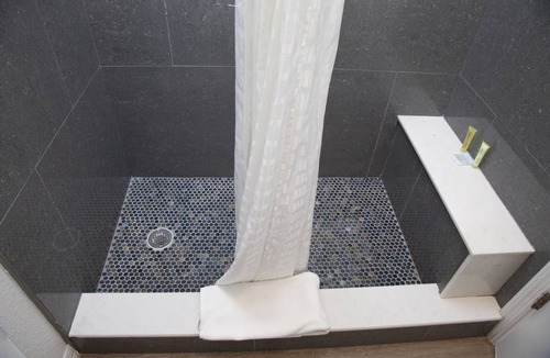 Daytona Beach Shores Hotel | Dream Inn