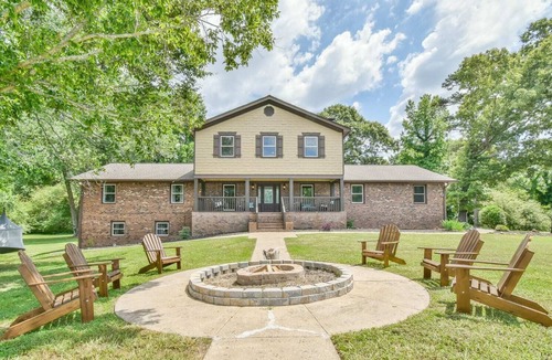 Gainesville Apartment | Dream Vacation Resort