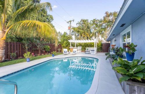 Golfview Harbor House | Dreamyard Prime Location Pool