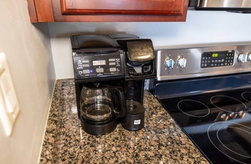 Fernandina Beach Condo | Drift Away – Beachfront 2BR w/Balcony & Pool