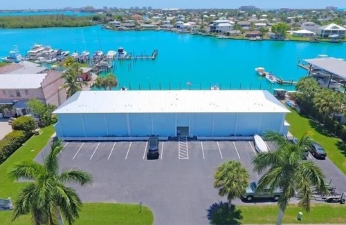 Isles of Capri Condo | Driftwood Landing (1-Bedroom Condo) with Pool by RedAwning