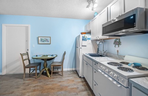 Isles of Capri House | Driftwood Landing 5- Isles of Capri Vacation Resort.