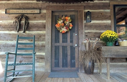 Rutherfordton Cabin | Duncan-Logan Frontier Cabin NOW 2-Bedrooms