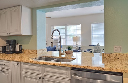 Bradenton Beach House | Duplex near beach with heated pool, grill, washer/dryer, patio, AC