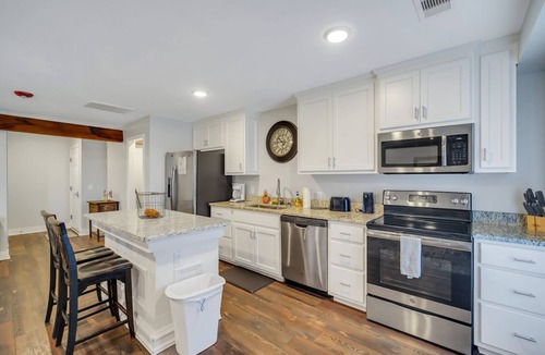 Statesboro Apartment | Eagle Exec Loft In Downtown Statesboro