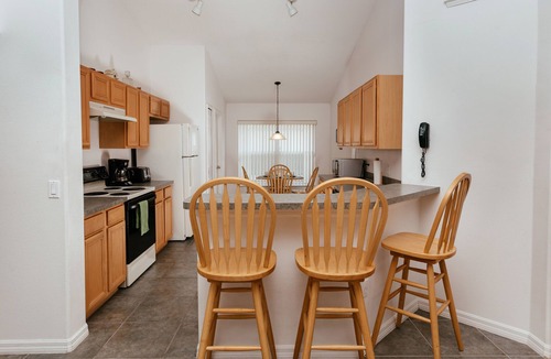 Eagle Pointe South House | EAGLE POINTE SOUTH ON THE LARGER LAKE A NEW VACATION/HOLIDAY EXPERIENCE