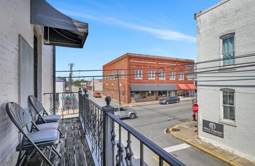 Statesboro Apartment | Eagle s Roost Retreat - Near GSU