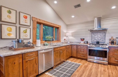 Waynesville Cabin | Eagles Nest Lodge- The Perfect Mountain Getaway