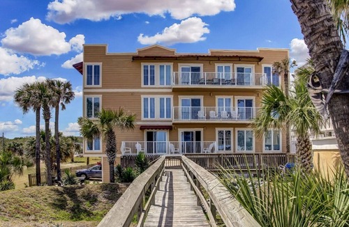 Ocean Cay Condo | Early Booking Savings! Large Cozy Oceanfront Condo with Private Balcony