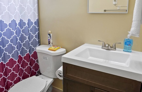 Riviera Beach Apartment | East by the Beach 411A