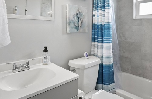 Riviera Beach Apartment | East by the Beach 411B