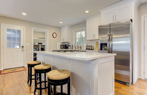 Marietta House | East Cobb Retreat/Patio & Fire Pit/10 min to Truist Park