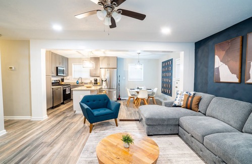 Candler-McAfee House | East Lake Hideaway - Insurance & Corporate Rental