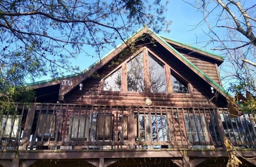 Etowah Cabin | East Tennessee Mountain Life (Best Kept Secret)