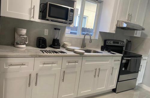 Coral Way House | Easy Hostel 2