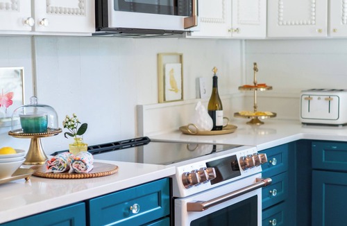 Huntersville House | Eclectic 1906 Farmhouse: 2 Acres, Hammocks & Lake Norman Charm