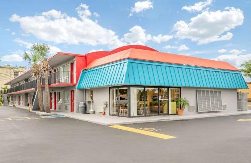Fort Myers Cabin | Econo Lodge Fort Myers North