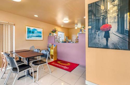 Fort Myers Cabin | Econo Lodge Fort Myers North