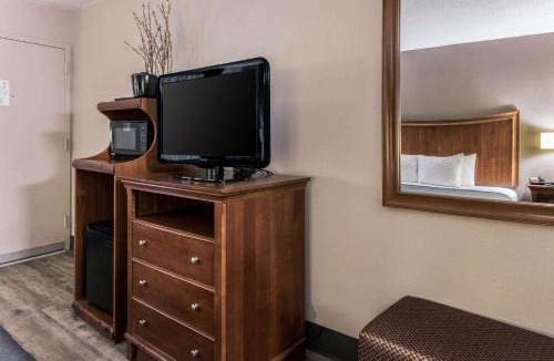 Gainesville Hotel | Econo Lodge Gainesville Downtown Area