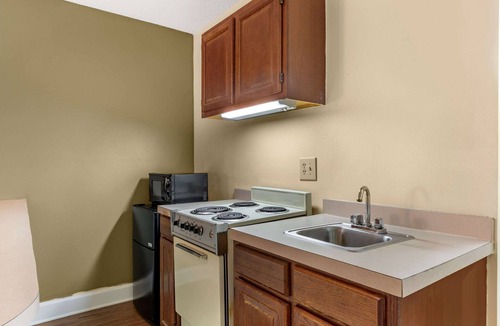 Lugoff Hotel | Econo Lodge Inn & Suites Lugoff
