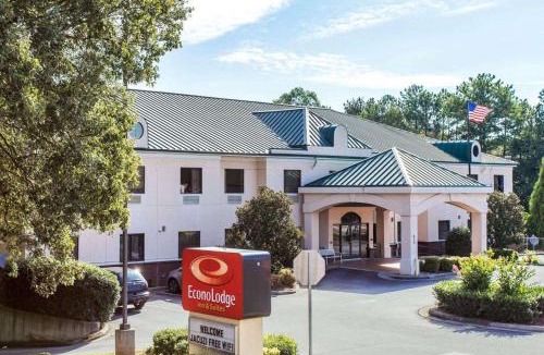 Marietta Hotel | Econo Lodge Inn & Suites Marietta near Dobbins ARB