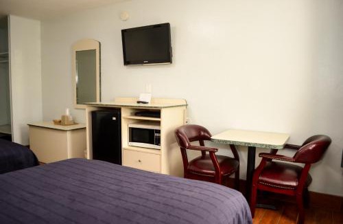 Parker Ridge Hotel | Economy Inn