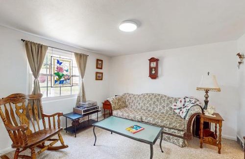 Hendersonville House | Ecusta Dacha