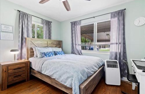 Central Oakland Park House | Egrets Den - Cozy studio with centrally located in charming Oakland Park
