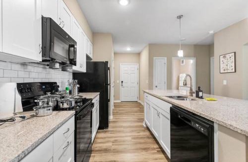 Melbourne Apartment | Elegant 2 Bed/2 Bath Apartment in Melbourne FL