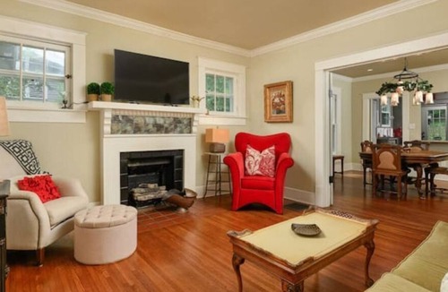 North Chattanooga House | Elegant 2BR NorthChatt Bungalow