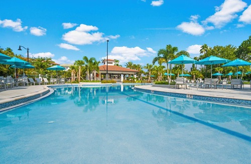 Florida Central Atlantic Coast Condo | Elegant 3 Bdr 3.5 Bath Townhome At Vista Cay Resort fully equipped
