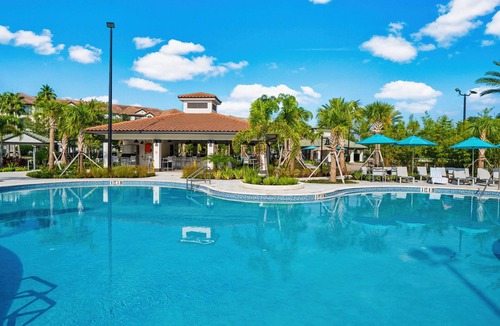 Florida Central Atlantic Coast Condo | Elegant 3 Bdr 3.5 Bath Townhome At Vista Cay Resort fully equipped