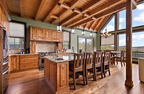 Sugar Grove Cabin | Elegant Mountain Cabin in Valle Crucis