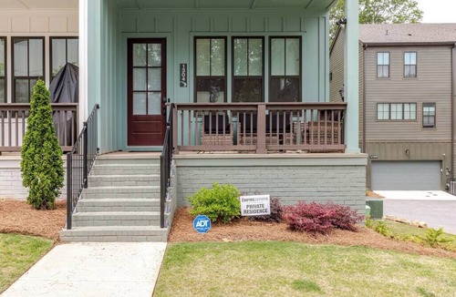 Chosewood Park House | Elegant Townhouse – Near Midtown & ATL Attractions