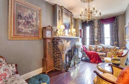 Downtown Baltimore House | Elegant Upton Rowhouse 2 Mi to Inner Harbor!