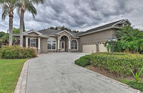 East County Civic Group House | Elegant Valrico Home about 15 Mi to Downtown Tampa!